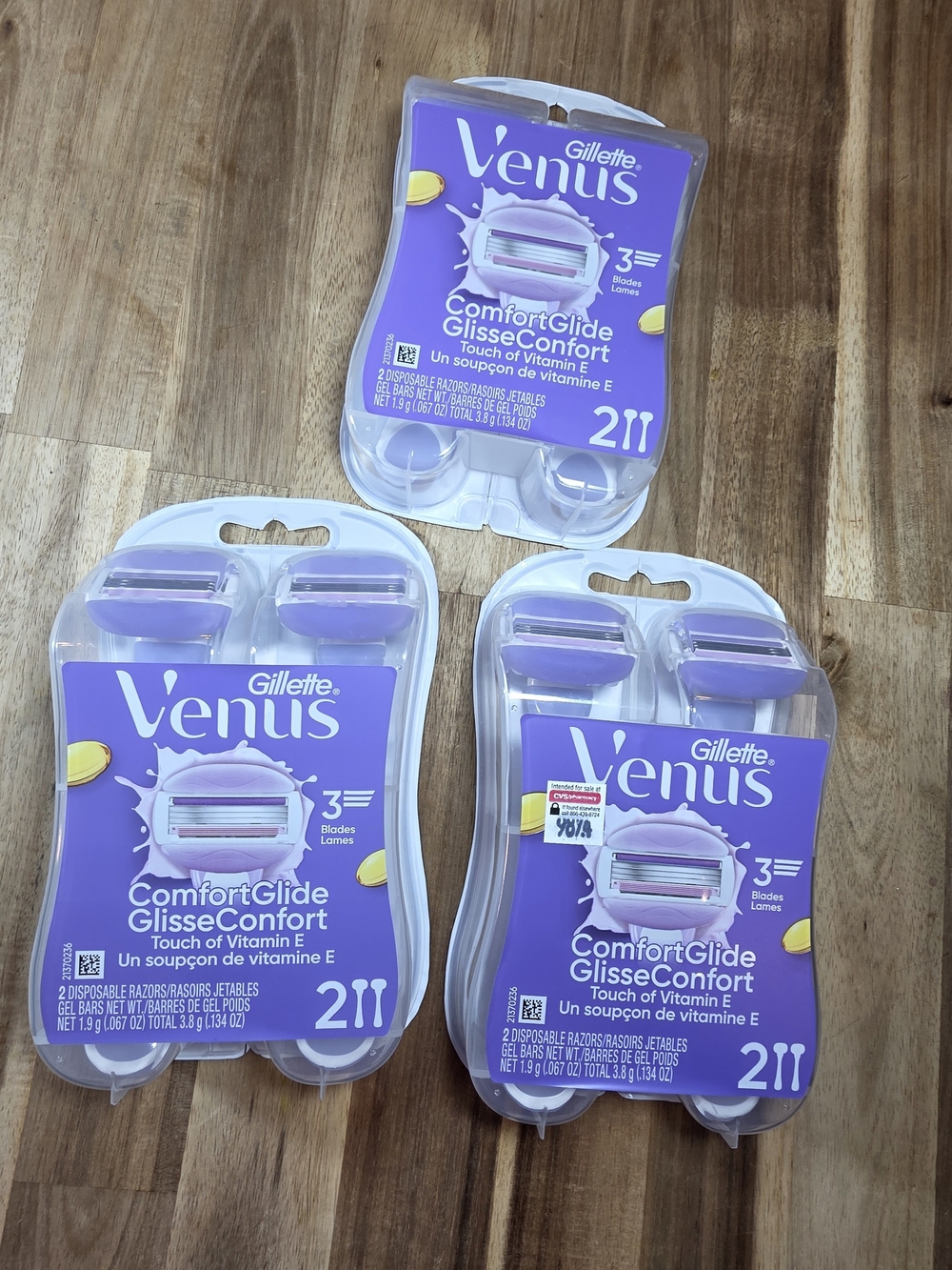 3 Pack VENUS ComfortGlide Disposable Razors - Purple